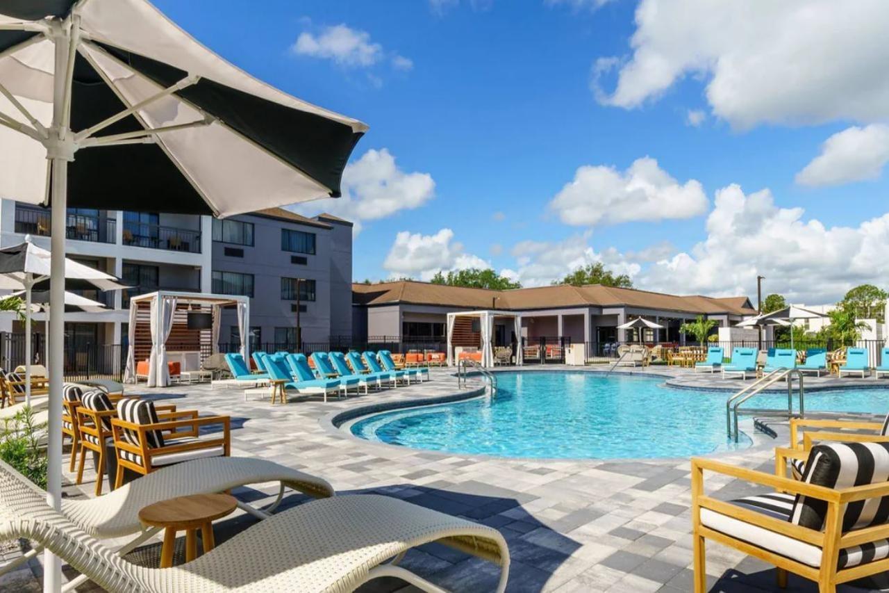 Courtyard By Marriott Orlando Lake Buena Vista At Vista Centre Exteriör bild